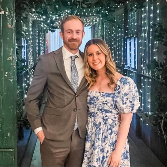 Meet your Posher, Ellen - Picture 1 of 1